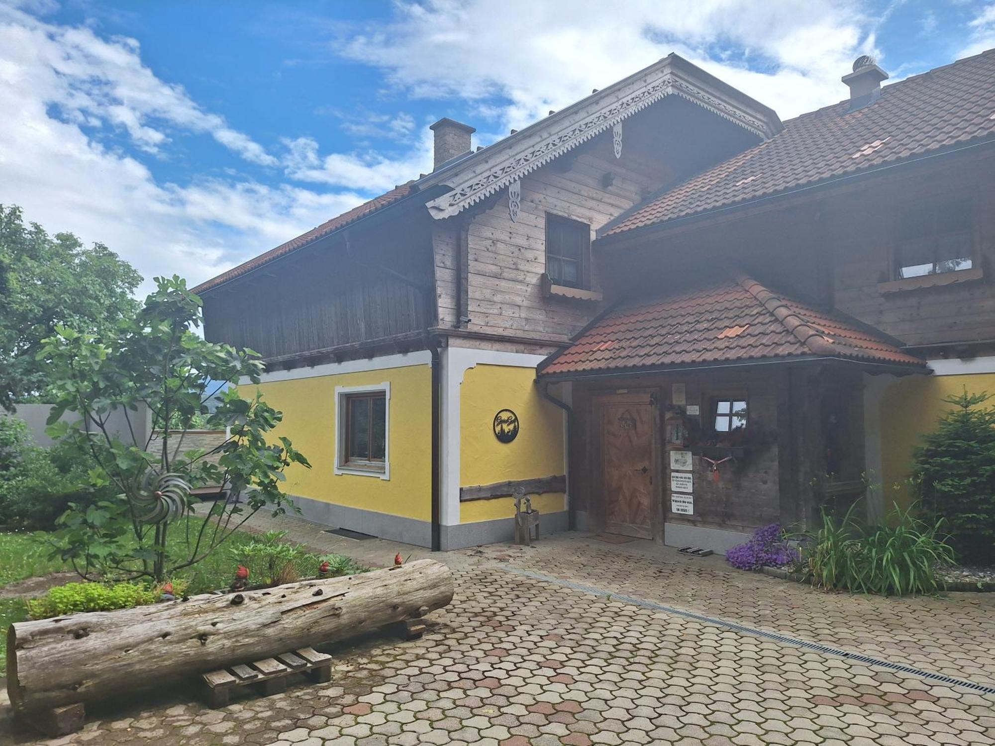 Ganzes Haus Mit Almcharakter Villa Lieserbrucke Exterior photo